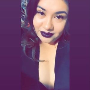 Meet your Posher, Nathalia